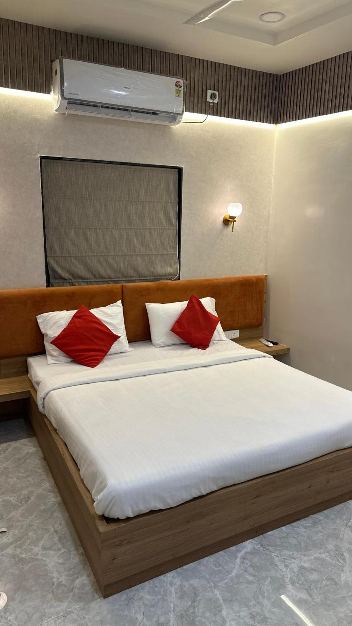 Soho House By Jayshrea Hotel Chandrapur Exterior photo
